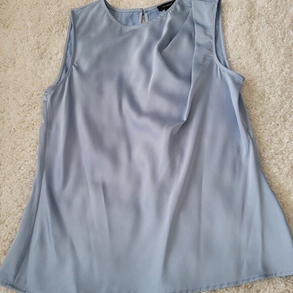 Halogen blue sleeveless shell size small. - Picture 1 of 6